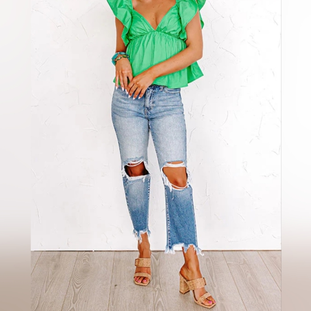 KanCan Distressed Cropped Jeans